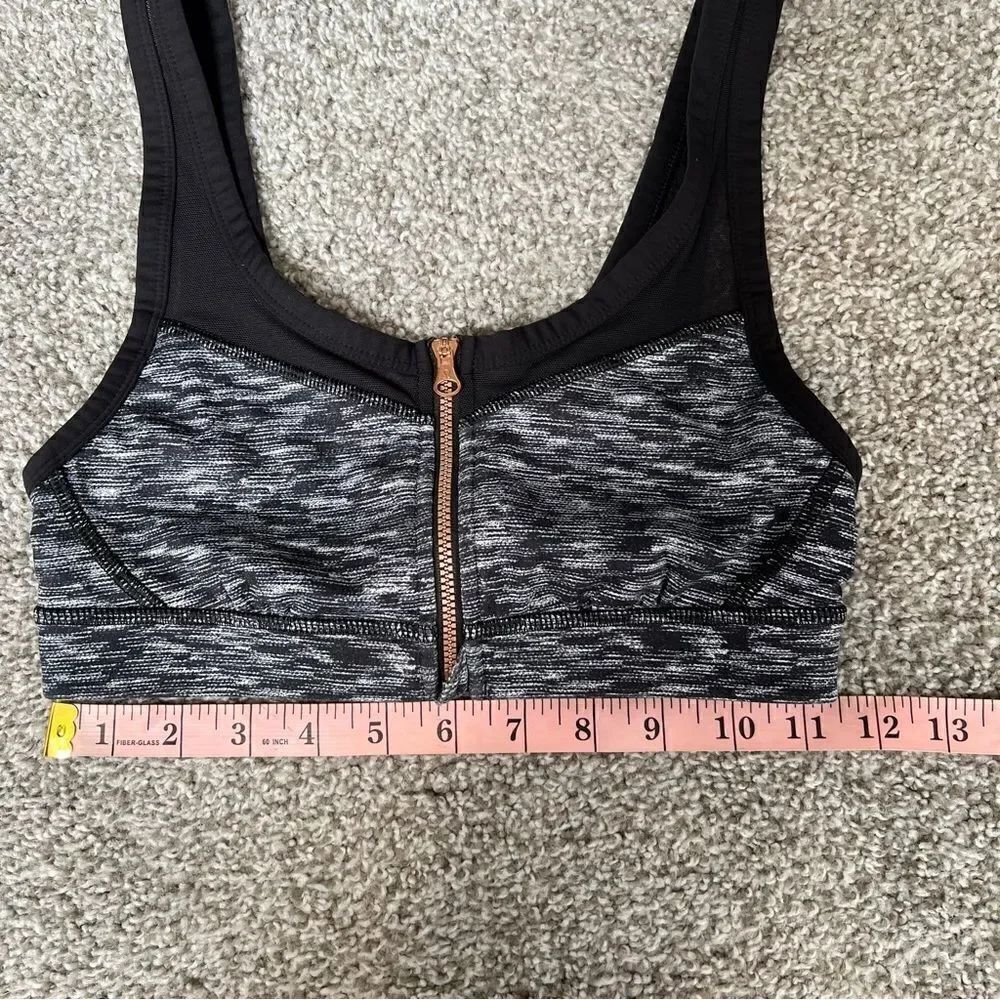 Lululemon Zipper-Front Drop It Like It's Hot Bra - Picture 10 of 10